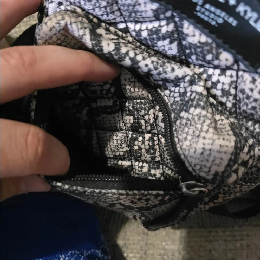 Kendall & Kylie Grey/Black Faux Snake Print Mini Backpack Purse Bag - Picture 7 of 7